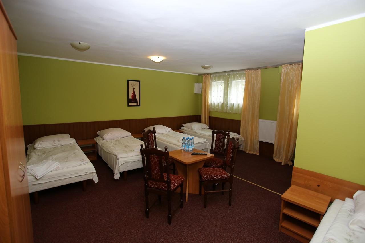 Hotel Kakadu Konin Kültér fotó
