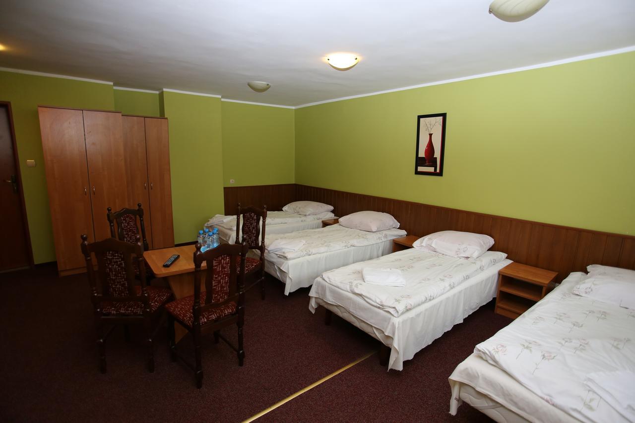 Hotel Kakadu Konin Kültér fotó