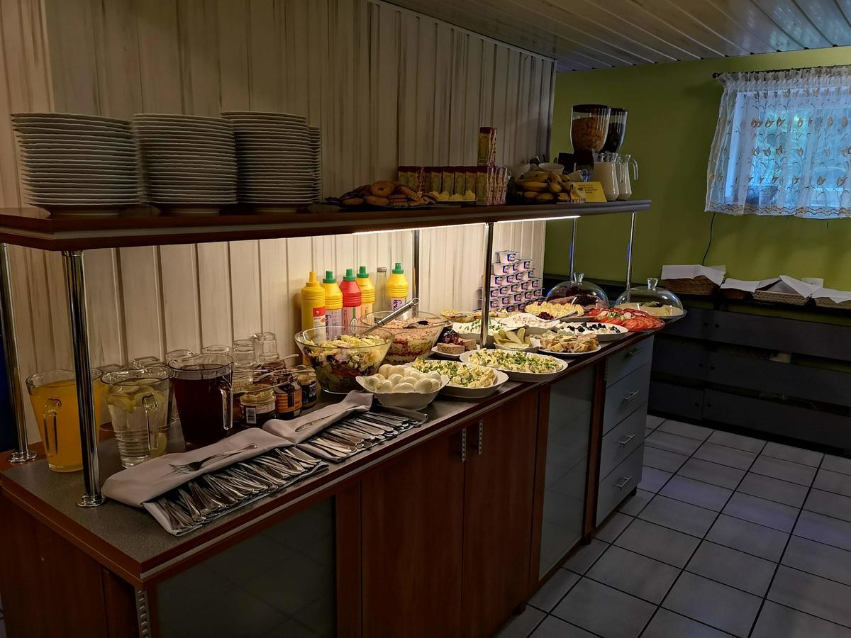 Hotel Kakadu Konin Kültér fotó
