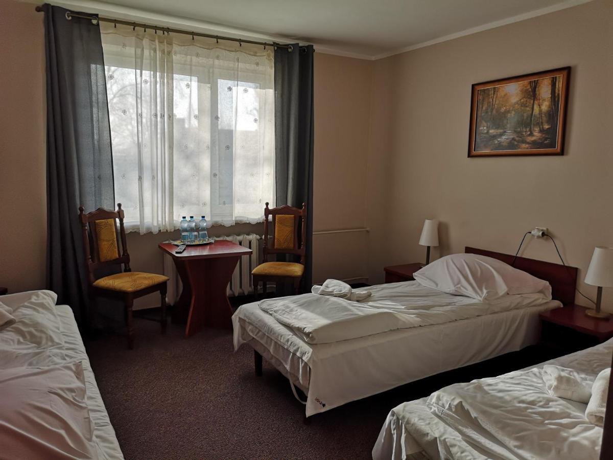 Hotel Kakadu Konin Kültér fotó