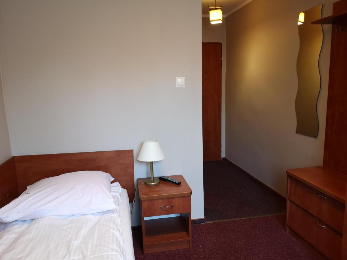 Hotel Kakadu Konin Kültér fotó